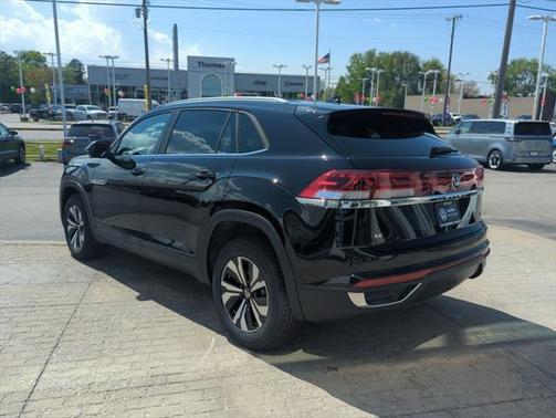 2025 Volkswagen Atlas Cross Sport 2.0T SE