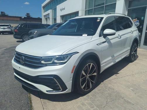 2022 Volkswagen Tiguan 2.0T SEL R-Line 4MOTION