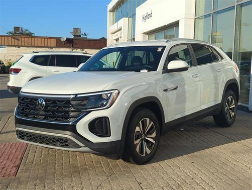 2024 Volkswagen Atlas Cross Sport 2.0T SE