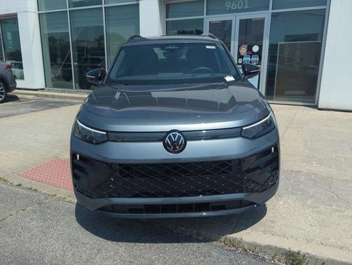 2025 Volkswagen Tiguan 2.0T SE R-Line Black 4MOTION