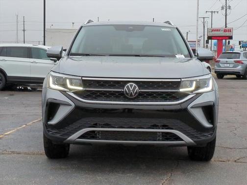 2024 Volkswagen Taos 1.5T SEL