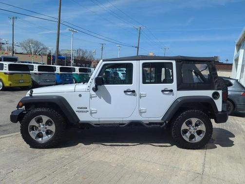 2017 Jeep Wrangler Unlimited Sport