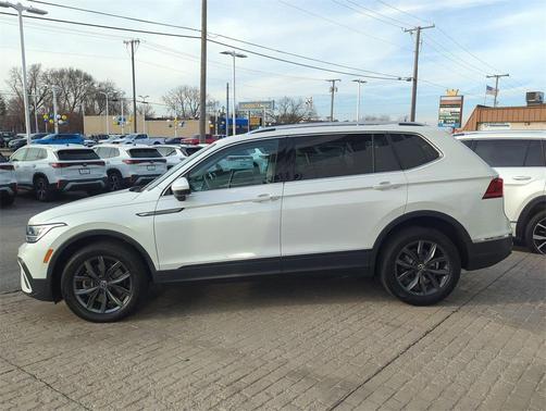 2023 Volkswagen Tiguan 2.0T SE 4MOTION