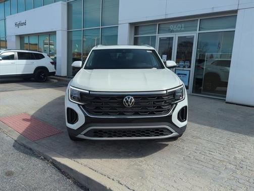 2025 Volkswagen Atlas Cross Sport 2.0T SE w/Technology 4MOTION