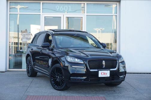 INFINITE BLACK 2021 Lincoln Corsair Reserve