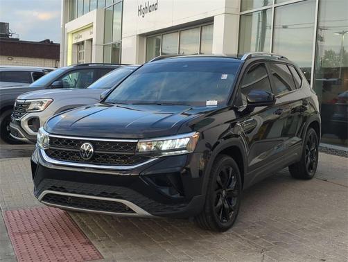 2025 Volkswagen Atlas 2.0T SEL Premium R-Line 4MOTION