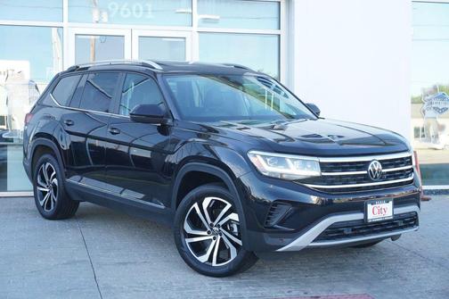 Deep Black Pearl 2023 Volkswagen Atlas 3.6L SEL