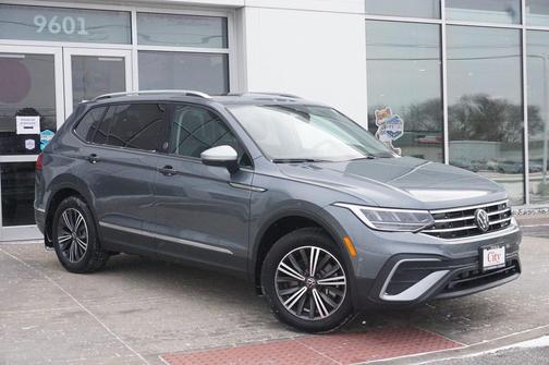 2024 Volkswagen Tiguan 2.0T Wolfsburg Edition