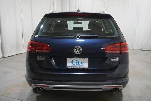 2017 Volkswagen Golf Alltrack TSI S