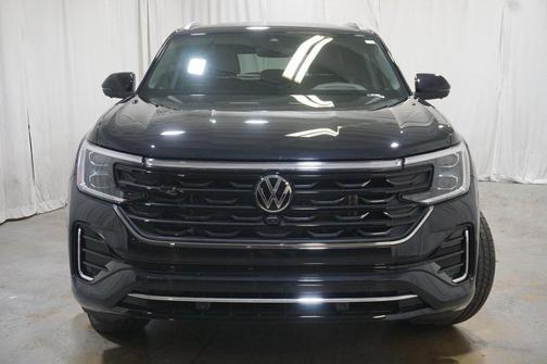 2024 Volkswagen Atlas Cross Sport 2.0T SEL Premium