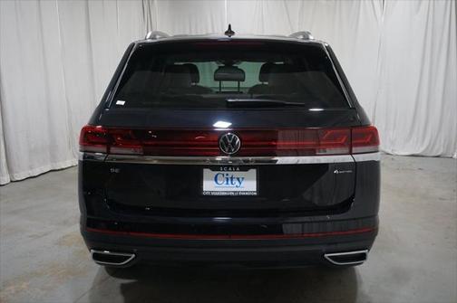 2025 Volkswagen Atlas 2.0T SE