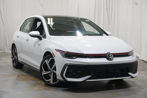 2026 Volkswagen Golf GTI 2.0T SE DSG