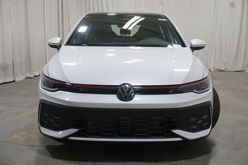 2026 Volkswagen Golf GTI 2.0T SE DSG