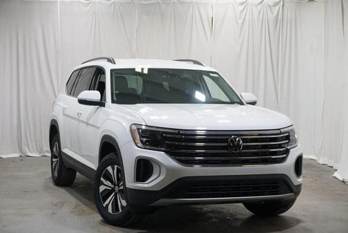 2025 Volkswagen Atlas 2.0T SE