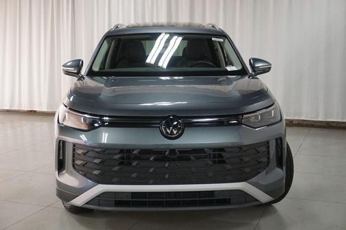 Platinum Gray 2026 Volkswagen Tiguan 2.0T SE 4MOTION