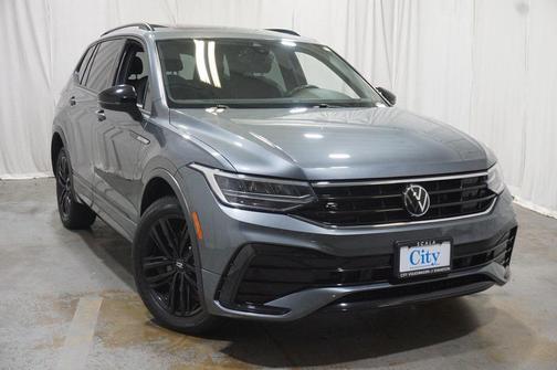 2022 Volkswagen Tiguan 2.0T SE R-Line Black