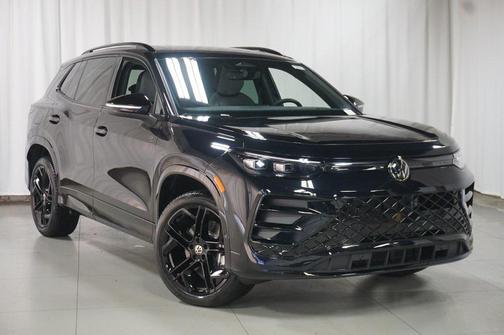 2025 Volkswagen Tiguan 2.0T SE R-Line Black 4MOTION