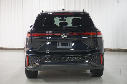 2025 Volkswagen Tiguan 2.0T SE R-Line Black 4MOTION