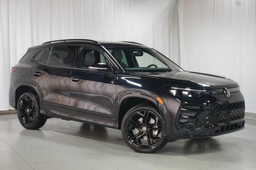 2025 Volkswagen Tiguan 2.0T SE R-Line Black 4MOTION