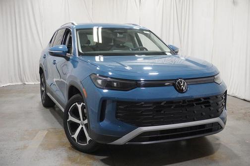 2025 Volkswagen Tiguan 2.0T SE 4MOTION