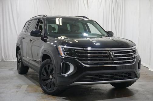 2025 Volkswagen Atlas 2.0T SE w/Technology 4MOTION