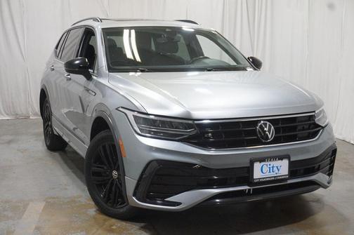 2022 Volkswagen Tiguan 2.0T SE R-Line Black 4MOTION