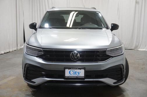 2022 Volkswagen Tiguan 2.0T SE R-Line Black 4MOTION