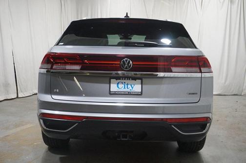 2025 Volkswagen Atlas Cross Sport 2.0T SE w/Technology 4MOTION