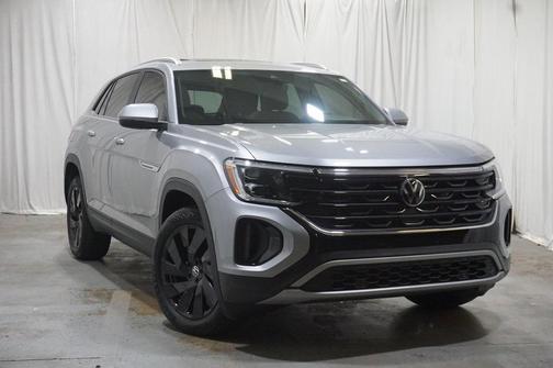 2025 Volkswagen Atlas Cross Sport 2.0T SE w/Technology 4MOTION