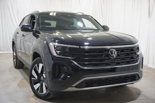 2025 Volkswagen Atlas Cross Sport 2.0T SE w/Technology 4MOTION