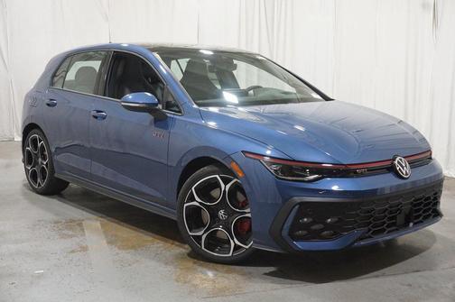 2025 Volkswagen Golf GTI 2.0T S DSG
