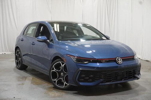2025 Volkswagen Golf GTI 2.0T S DSG