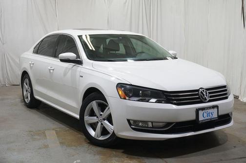 Candy White 2015 Volkswagen Passat 1.8T Limited Edition