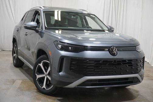 Platinum Gray 2026 Volkswagen Tiguan 2.0T SE 4MOTION
