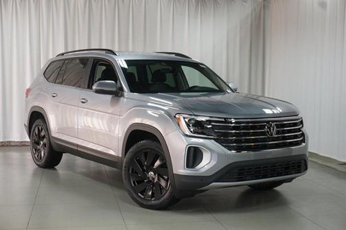 2026 Volkswagen Atlas 2.0T SE w/Technology 4MOTION