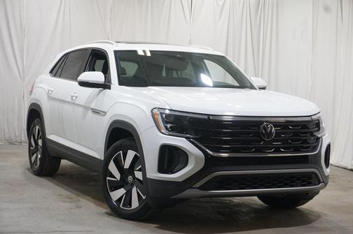 2025 Volkswagen Atlas Cross Sport 2.0T SE w/Technology 4MOTION