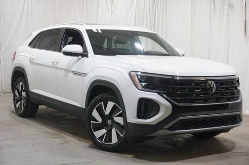 2025 Volkswagen Atlas Cross Sport 2.0T SE w/Technology 4MOTION