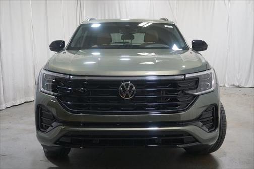 2025 Volkswagen Atlas Cross Sport 2.0T SEL