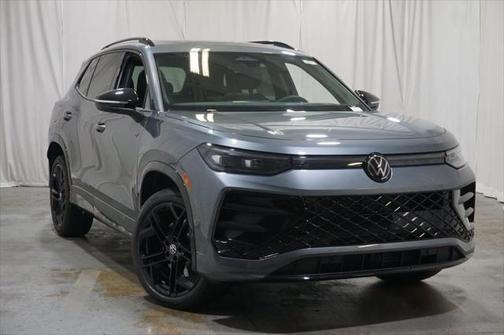 2025 Volkswagen Tiguan 2.0T SE R-Line Black 4MOTION