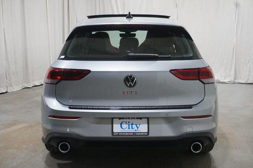 2026 Volkswagen Golf GTI 2.0T SE DSG