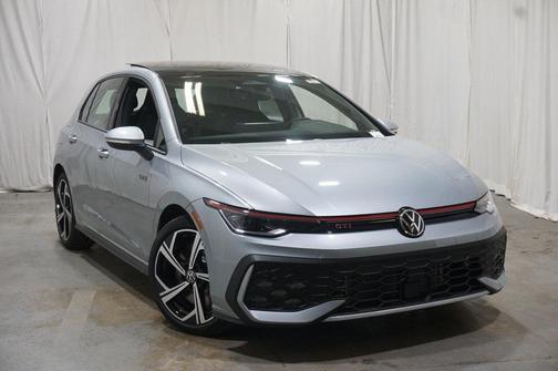 2026 Volkswagen Golf GTI 2.0T SE DSG