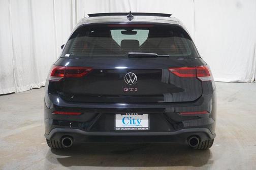 2023 Volkswagen Golf GTI 2.0T SE DSG