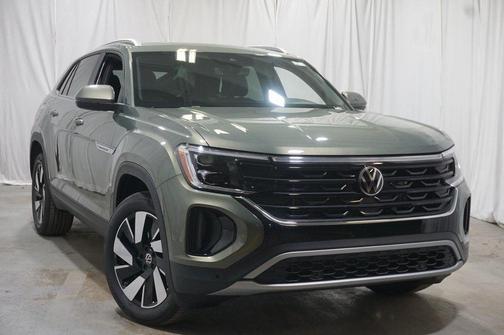 2026 Volkswagen Atlas Cross Sport 2.0T SE w/Technology 4MOTION