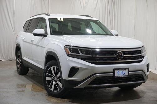 Pure White 2023 Volkswagen Atlas 2.0T SE