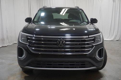 2024 Volkswagen Atlas 2.0T SE w/Technology 4MOTION