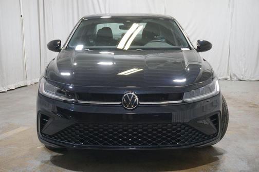 Deep Black 2025 Volkswagen Jetta 1.5T Sport