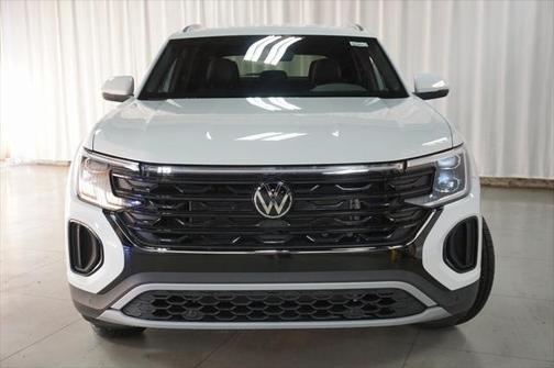 2025 Volkswagen Atlas Cross Sport 2.0T SE w/Technology 4MOTION