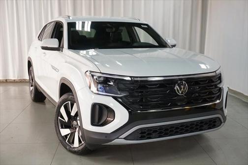 2025 Volkswagen Atlas Cross Sport 2.0T SE w/Technology 4MOTION