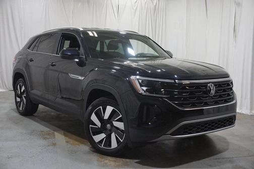 2025 Volkswagen Atlas Cross Sport 2.0T SE w/Technology 4MOTION