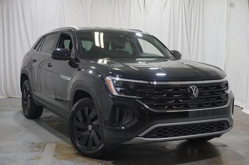 2024 Volkswagen Atlas Cross Sport 2.0T SE w/Technology 4MOTION